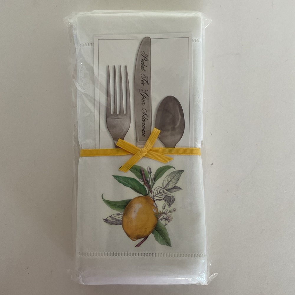 NEW Mary Lake Thomson Linen pocket Napkins set of six